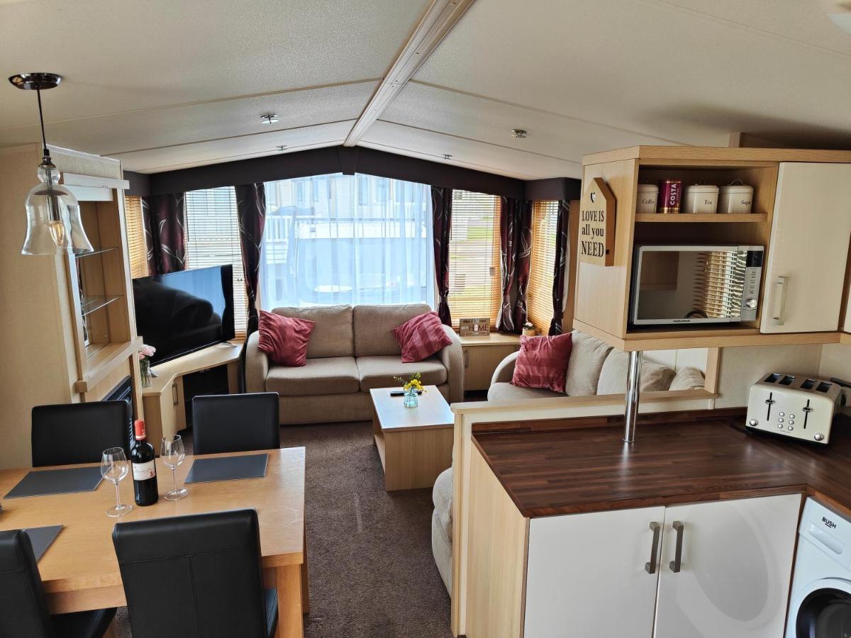 Holiday Home Sleeps Six Saint Leonards Exterior foto